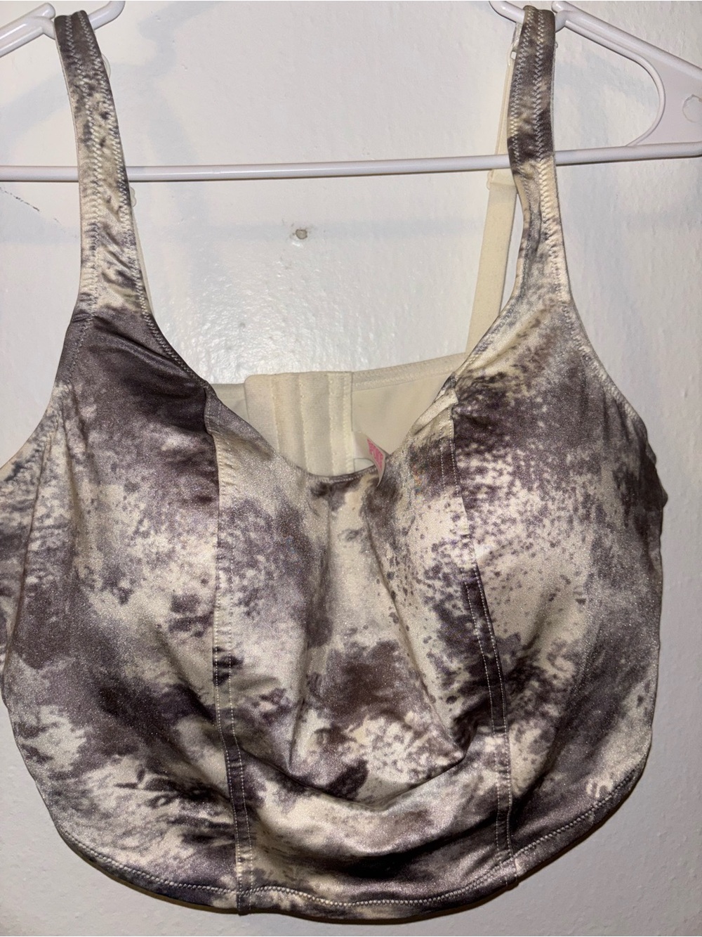 Victoria’s Secret pink